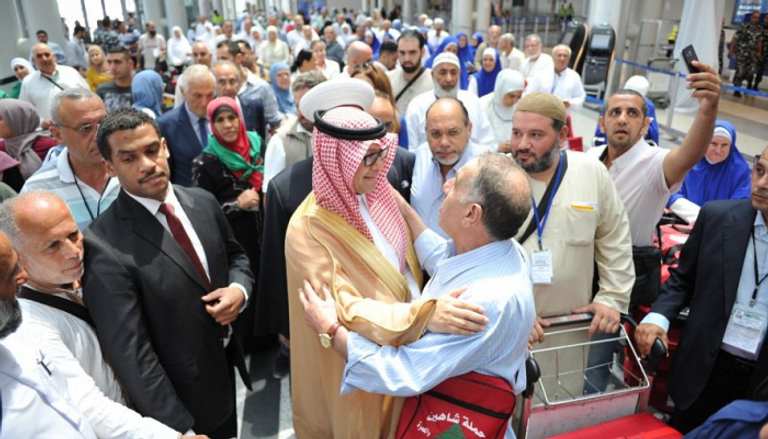 سفير خادم الحرمين الشريفين لدى لبنان يودع الحجاج