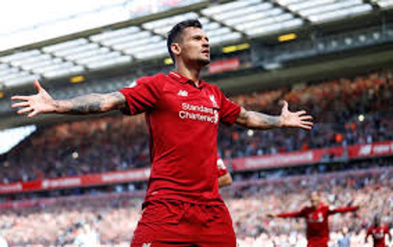 كوستاس مانولاس