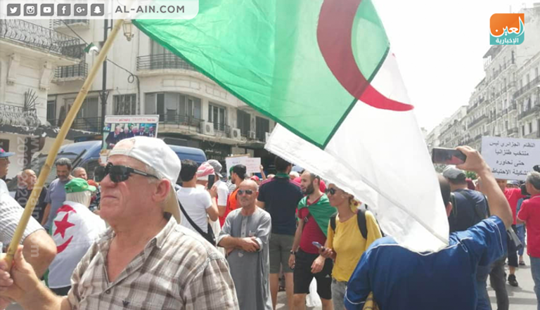 مظاهرات رافضة للحوار مع رموز نظام بوتفليقة في الجزائر