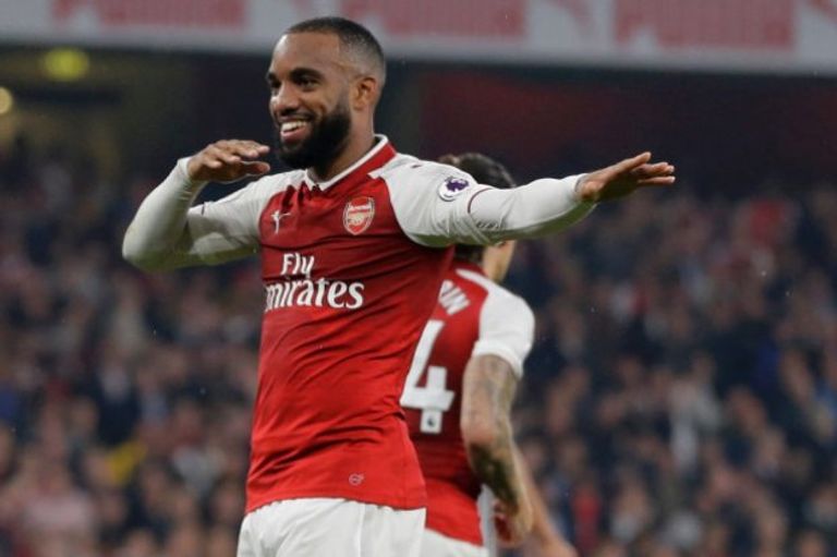 تييري هنري مهاجم أرسنال الأسبق