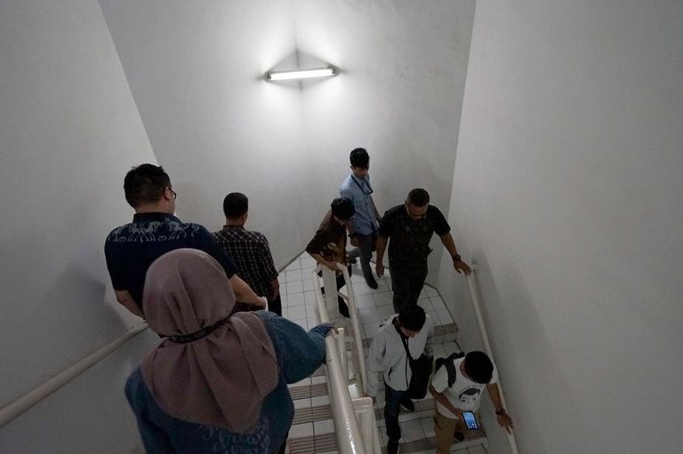 التحذير دفع سكان المناطق الساحلية إلى الفرار لمناطق مرتفعة