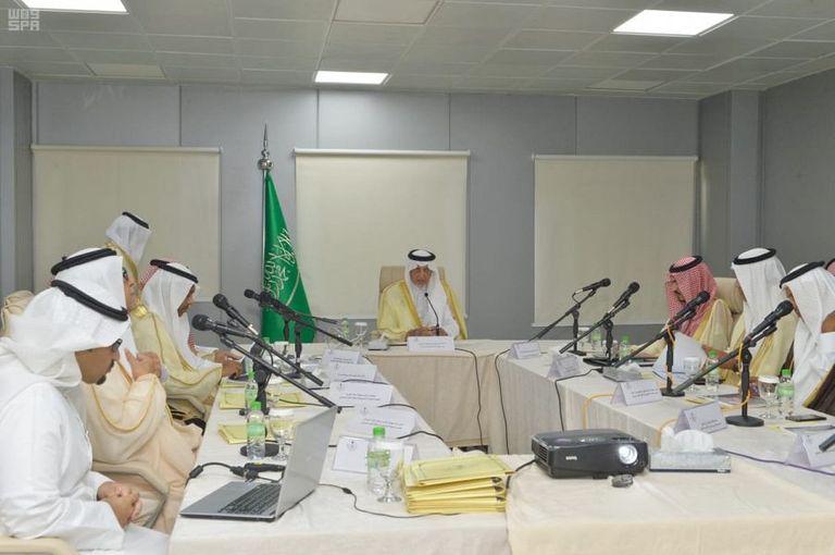 الأمير خالد الفيصل خلال جولته في المشاعر المقدسة