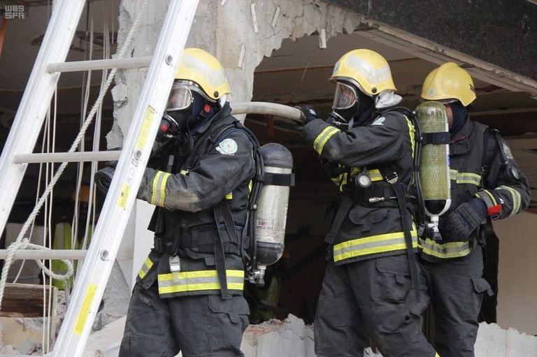 جانب من المحاكاة التي نفذتها قوات الدفاع المدني