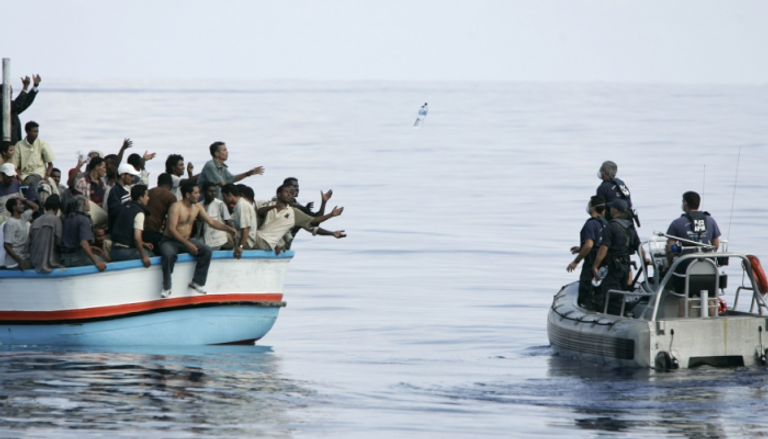 قارب مهاجرين قبالة سواحل مالطا- أرشيفية
