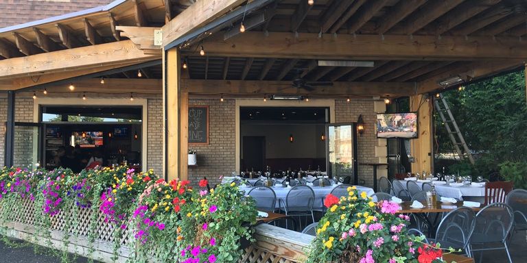 أطباق جبن البارميزان لتقديم المكرونة