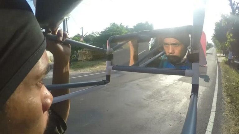 الإندونيسي ميدي باستوني