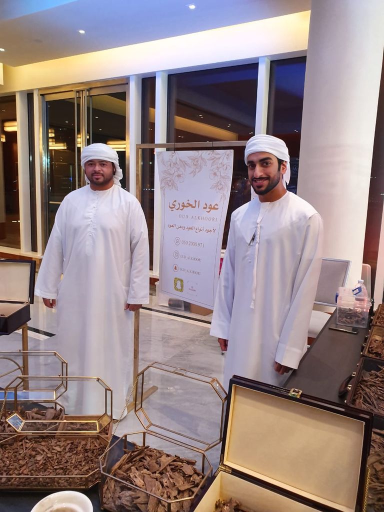 منى المنصوري شاركت كضيف شرف في المعرض