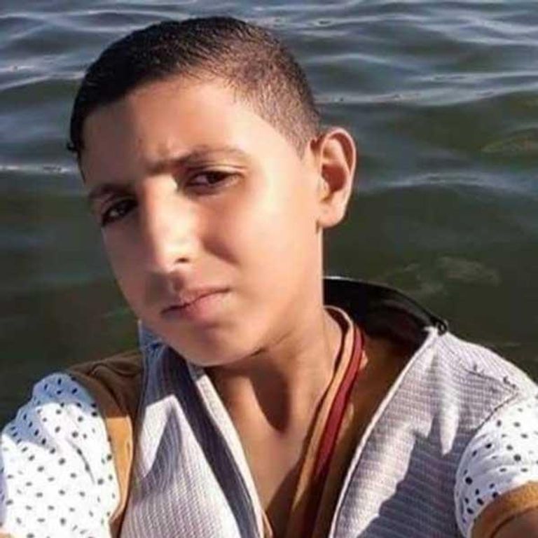 الاحتلال الإسرائيلي يواجه مسيرات العودة بقنابل الغاز