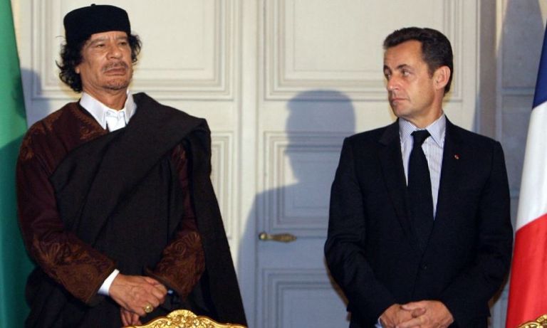 نيكولا ساركوزي والقذافي- أرشيفية