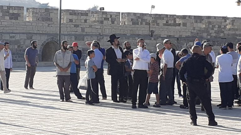 اقتحامات المسجد الأقصى اليوم الأربعاء