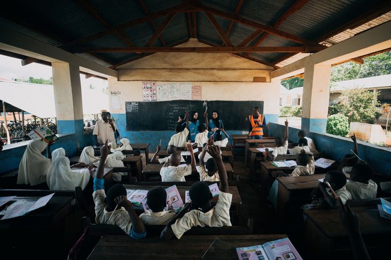 منتسبات مرشدات الشارقة