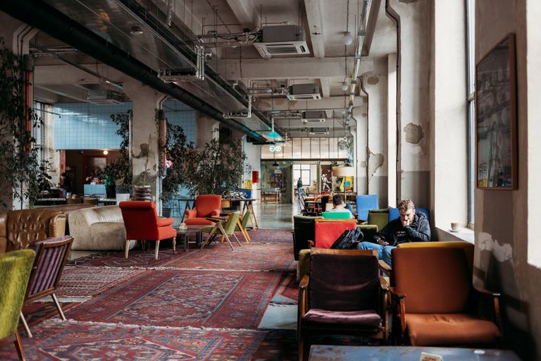 أفضل بيوت شباب حول العالم