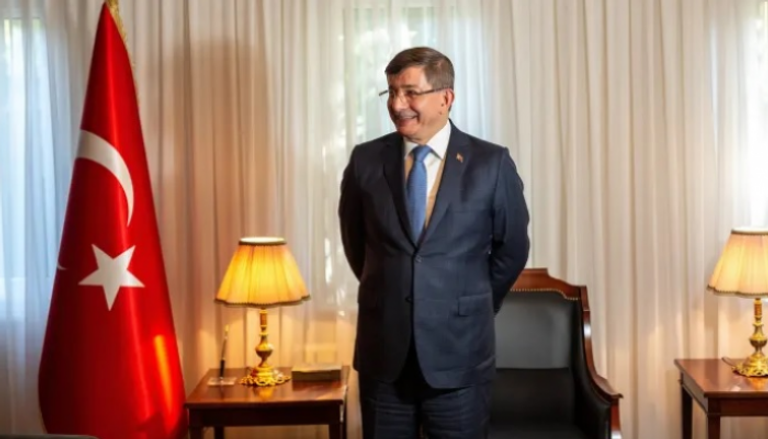 رئيس الوزراء التركي السابق أحمد داود أوغلو