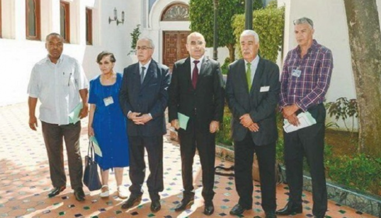 أعضاء لجنة الحوار والوساطة الجزائرية - أرشيفية