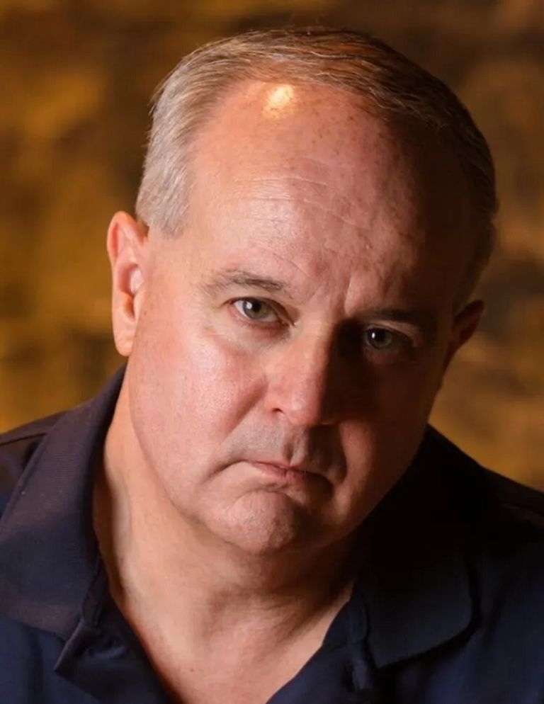 المحلل الاستخباراتي داريل جونسون