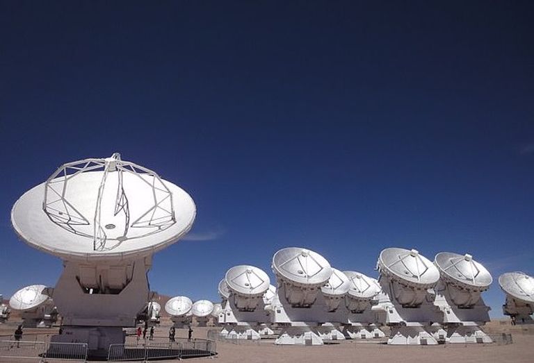 المجرات تكشف عن غموض أول ملياري عام من عمر الكون