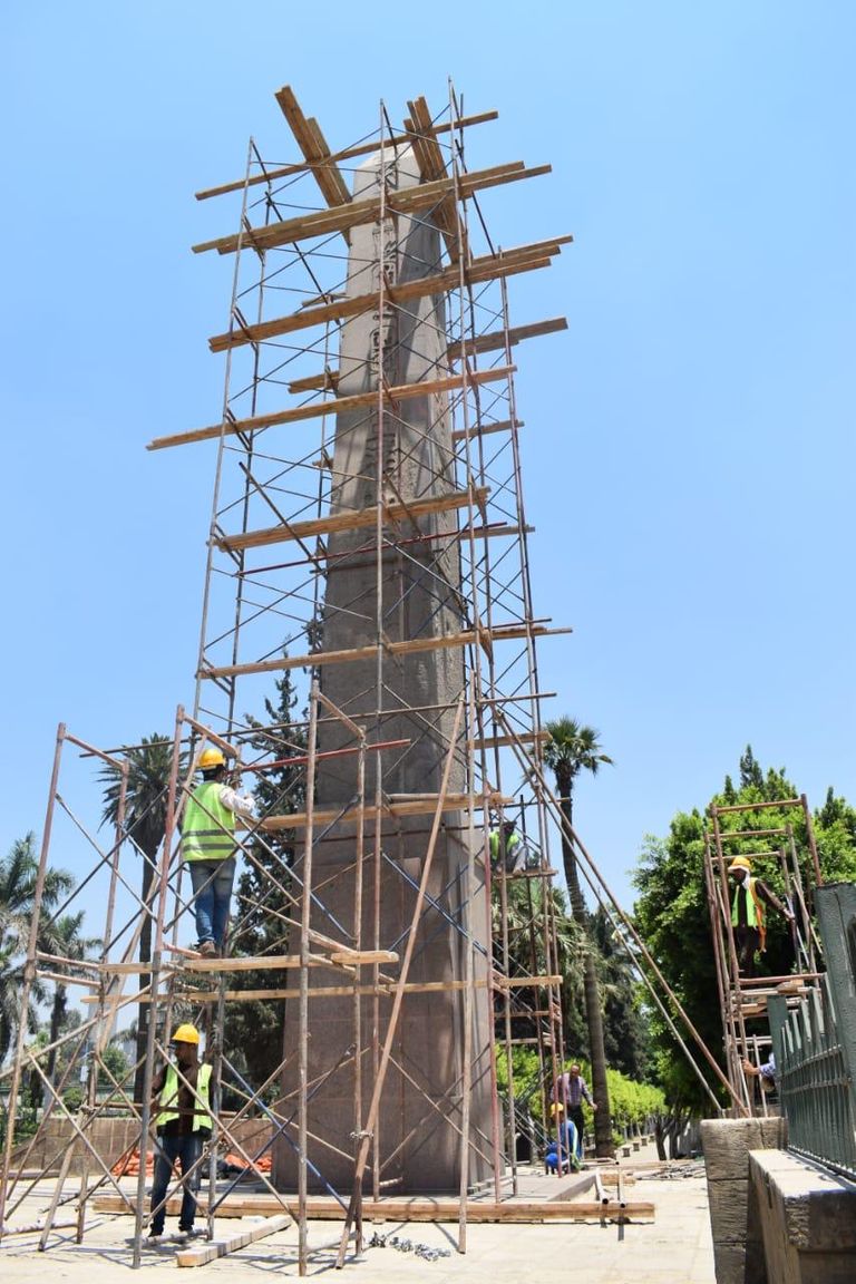 مسلة الملك رمسيس الثاني تصل إلى مدينة العلمين الجديدة