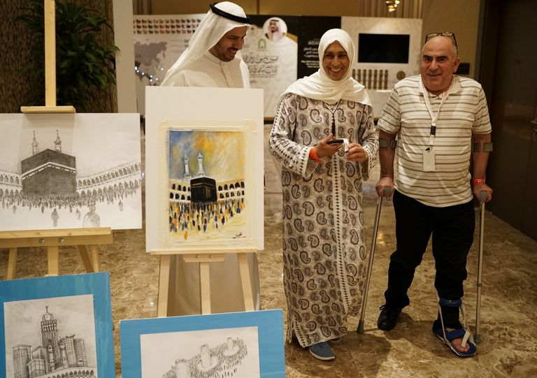 رنا خليل خلال تجولها في المدينة المنورة