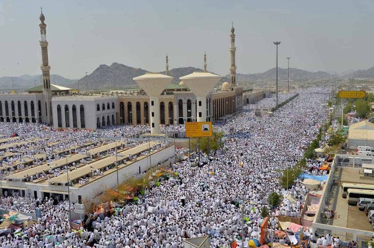 78-011408-muzdalifah-mecca-saudi-medina-pilgrimage-2.jpeg