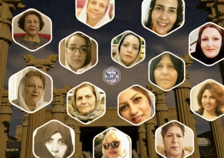 الناشطات المطالبات بتنحي خامنئ داخل إيران المرشد الإيراني علي خامنئي