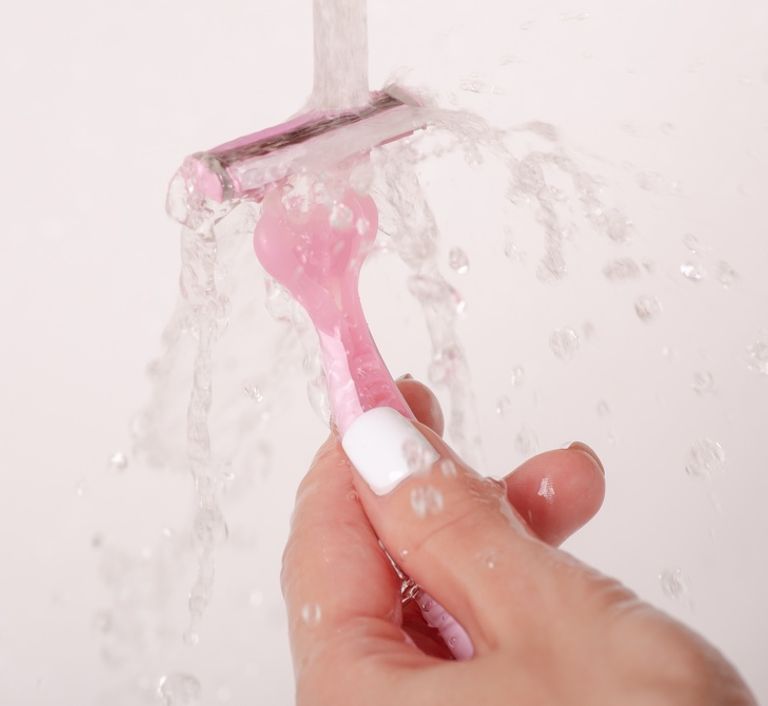 عادات يومية تدمر جمال وصحة المرأة - أرشيفية