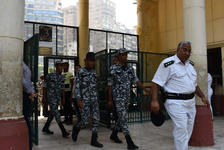 منافذ بيع التذاكر فتحت أبوابها منذ الـ7 صباحا