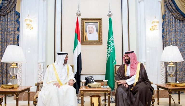  الأمير محمد بن سلمان خلال لقاء الشيخ محمد بن زايد آل نهيان 