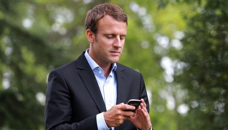 الرئيس الفرنسي يفضل تليجرام في المراسلة - أرشيفية