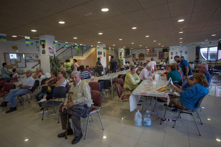 الحريق امتد مسافة 23 كيلومترا منذ اندلاعه