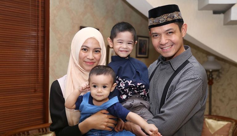 الفنان الإندونيسي دودي هارلينو حنيف