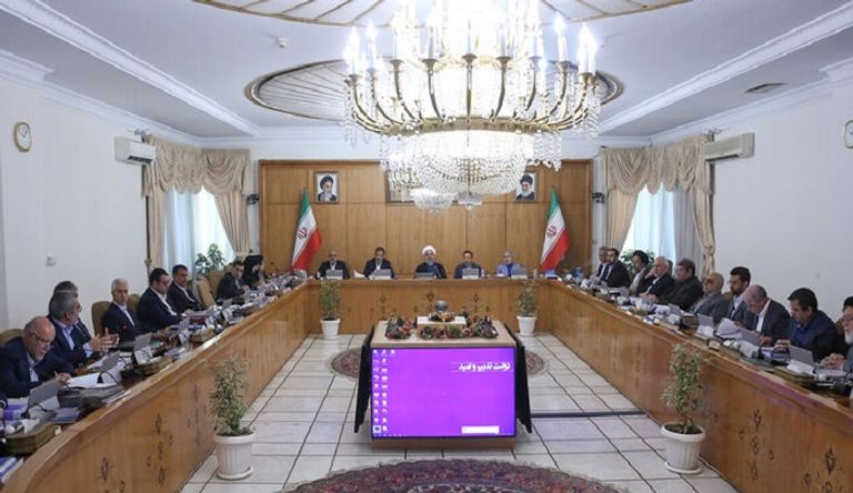 روحاني خلال جلسة مجلس الوزراء الإيراني الرئيس الإيراني حسن روحاني - أرشيفية