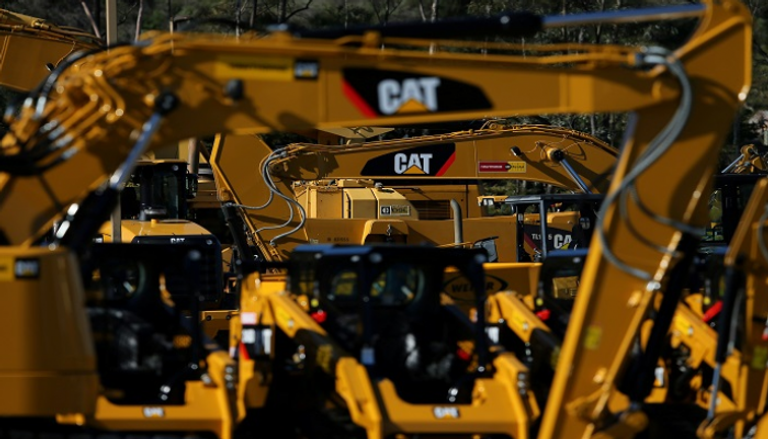 معدات Caterpillar في موقع للبيع بالتجزئة بكاليفورنيا - رويترز
