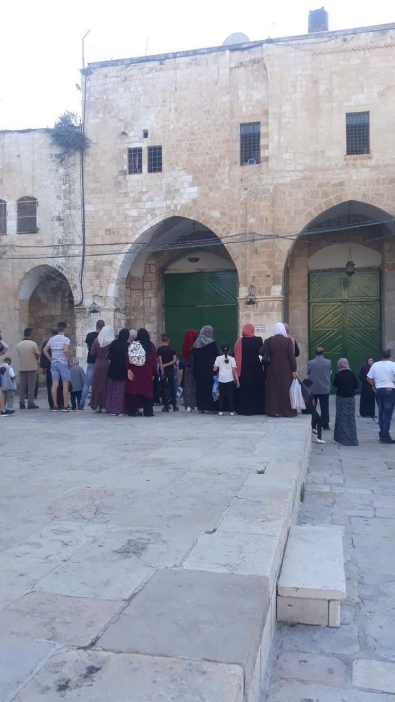 الاحتلال الإسرائيلي يغلق بوابات المسجد الأقصى