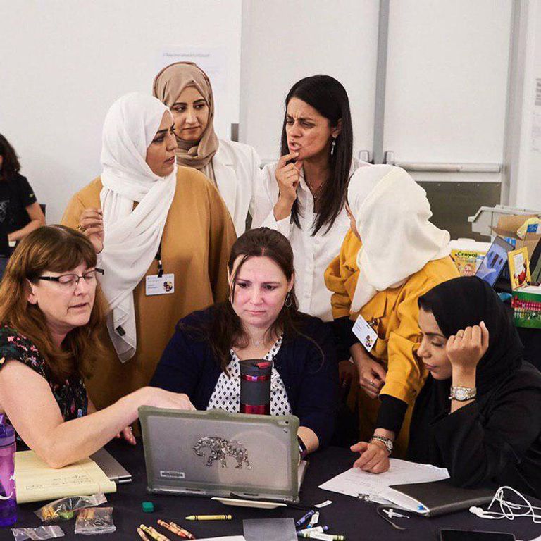 سفراء التعليم يشاركون في ورش تدريبية نظمتها شركة مايكروسوفت