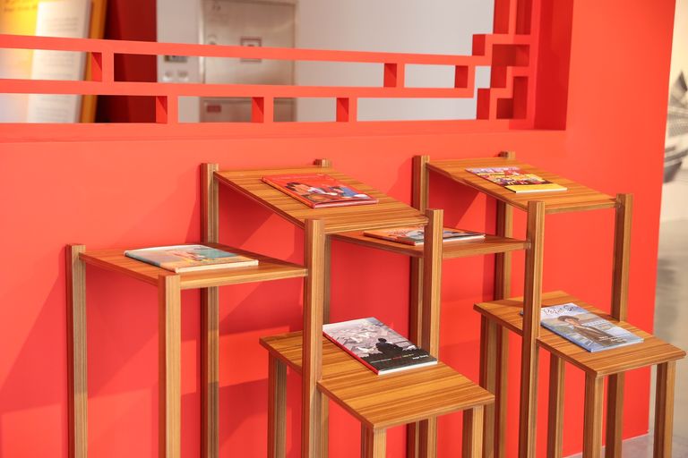 جانب من فعاليات معرض "كتب طريق الحرير"