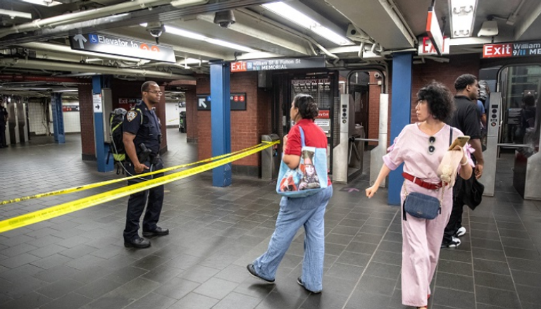 شرطة نيويورك تضبط مشتبها به في محطة قطارات الأنفاق