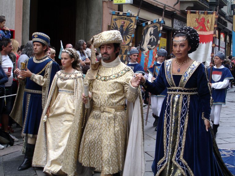 أستي وجهة إيطالية مثالية في الخريف