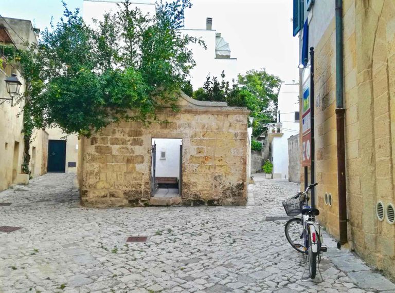 مدينة أوترانتو الإيطالية