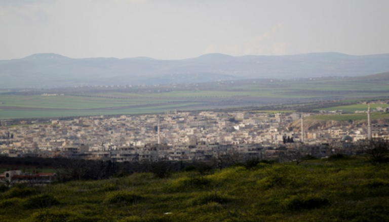 بلدة خان شيخون في إدلب السورية - رويترز