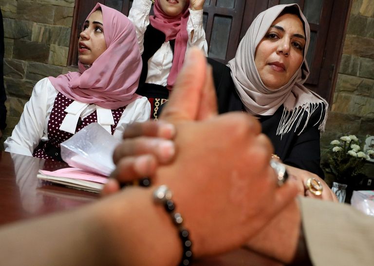 أمل سليمان أول مأذونة شرعية في مصر