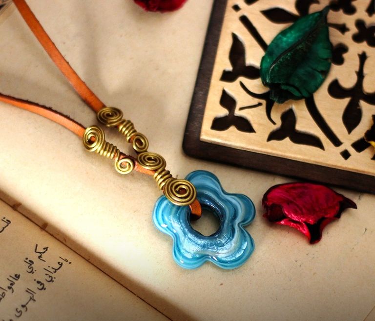 مجموعة حلي مستوحاة من الفلكلور المصري بطابع عصري