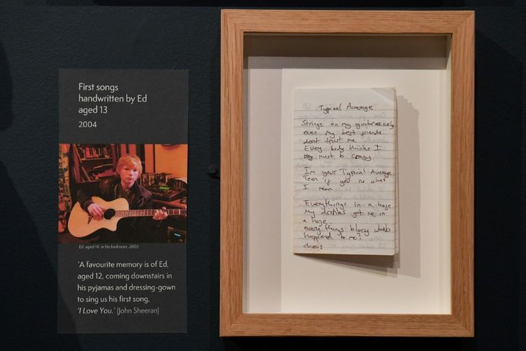 نجم البوب البريطاني إد شيرن