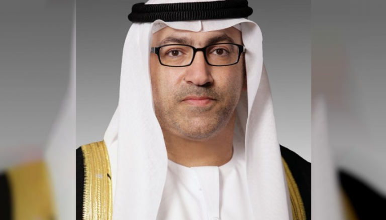 عبدالرحمن بن محمد العويس وزير الصحة ووزير الدولة لشؤون المجلس الوطني 