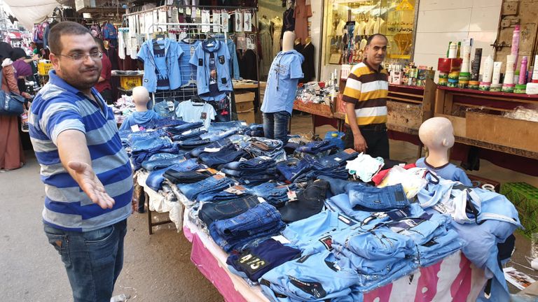 الركود يسيطر على سوق مستلزمات المدارس في قطاع غزة