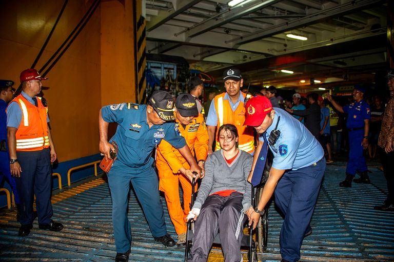 جرى إنقاذ ما لا يقل عن 250 شخصاً