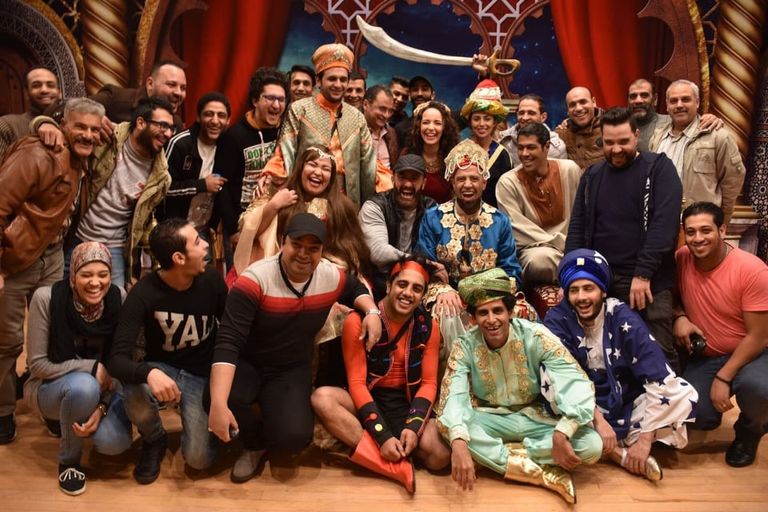 أشرف عبدالباقي وفرقة مسرح مصر