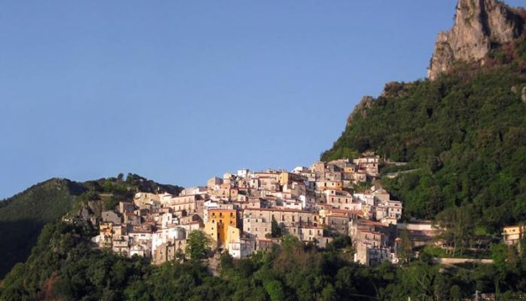 بونفيتشينو.. قرية الجبال الخضراء الإيطالية