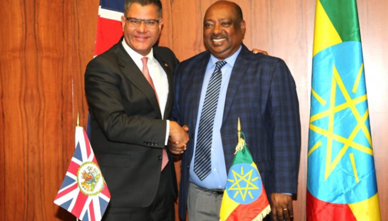 جانب من توقيع الاتفاقية بين إثيوبيا وبريطانيا
