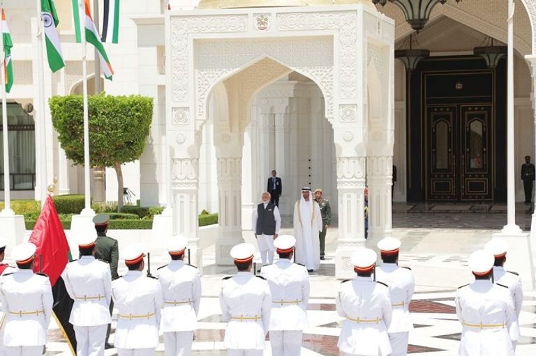 استقبال رسمي لرئيس وزراء الهند