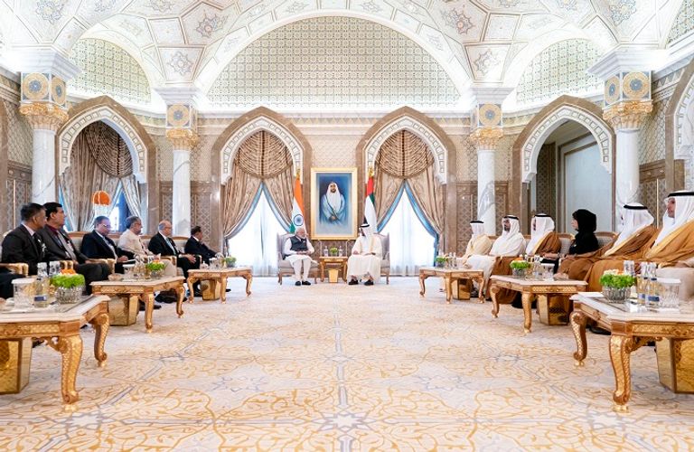 الشيخ محمد بن زايد ورئيس وزراء الهند